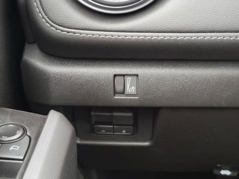 New 2026 Chevrolet Colorado LT AWD/4WD image 12