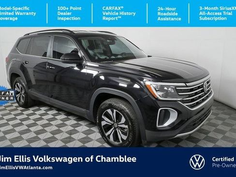 Certified 2025 Volkswagen Atlas SE image 1