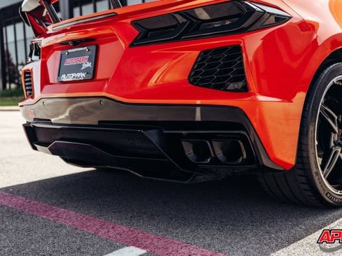 Used 2020 Chevrolet Corvette Stingray Coupe w/ 1LT RWD image 34