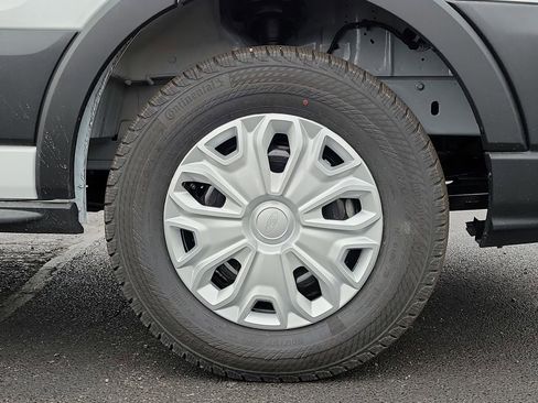 New 2026 Ford Transit 250 148 Medium Roof image 5