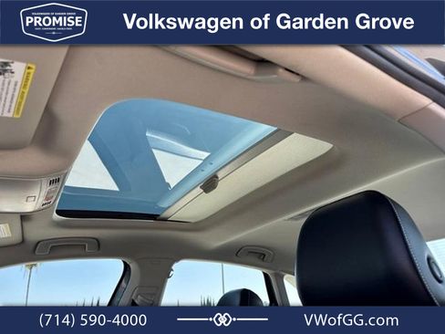 Used 2024 Volkswagen Jetta SE FWD image 18