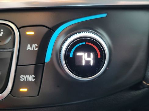 Used 2019 Chevrolet Traverse LS image 37