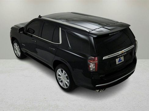 Used 2023 Chevrolet Tahoe High Country AWD/4WD image 14
