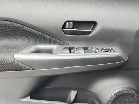 Used 2022 Nissan Kicks S FWD image 20