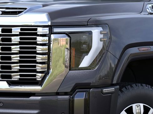 New 2026 GMC Sierra 2500 Denali w/ Denali Reserve Package AWD/4WD image 10