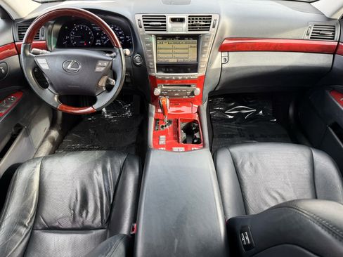 Used 2012 Lexus LS 460 AWD image 12