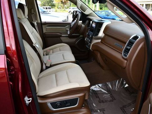 Used 2019 RAM 1500 Laramie RWD image 28
