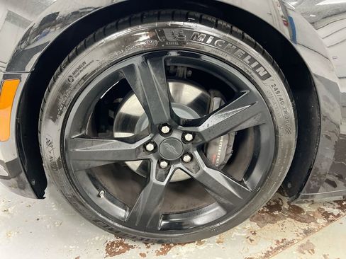 Used 2018 Chevrolet Camaro SS RWD image 26