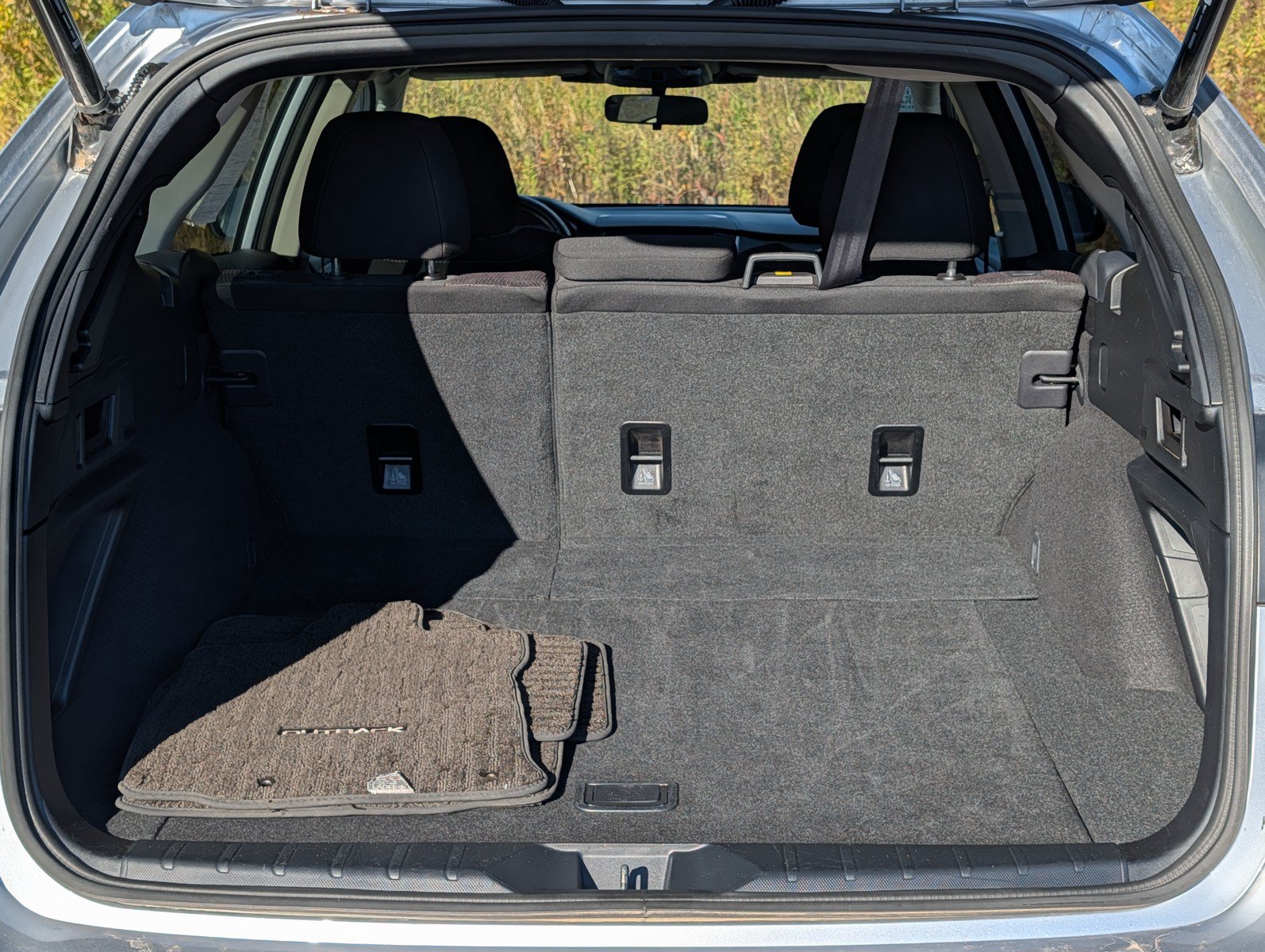 Used 2025 Subaru Outback Premium AWD/4WD image 18