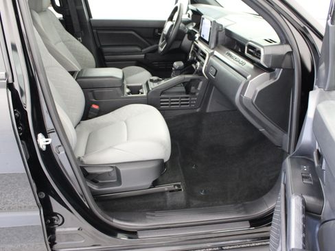 Used 2026 Toyota Tacoma SR5 AWD/4WD image 36