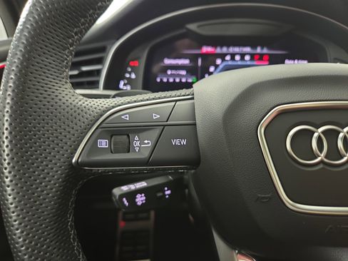 Used 2024 Audi SQ7 Prestige image 17
