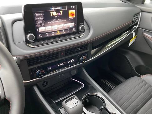 New 2026 Nissan Rogue SV w/ Rock Creek Premium Package AWD/4WD image 17