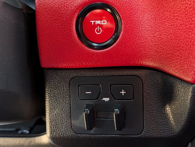 Used 2025 Toyota Tundra TRD Pro AWD/4WD image 19