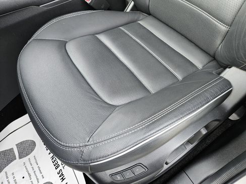 Used 2025 MAZDA CX-5 AWD 2.5 S w/ Preferred Package image 8