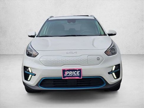Used 2022 Kia Niro EX Premium image 8