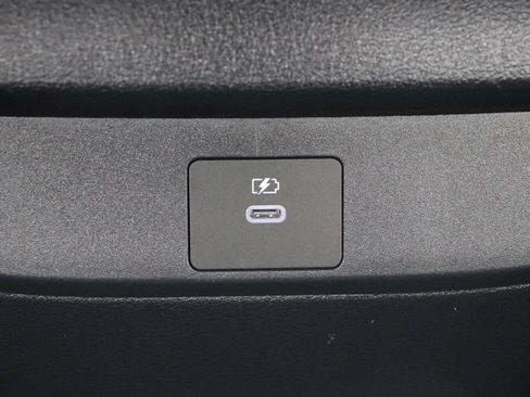 Used 2026 Nissan Sentra SR w/ Floor Mat Package FWD image 21