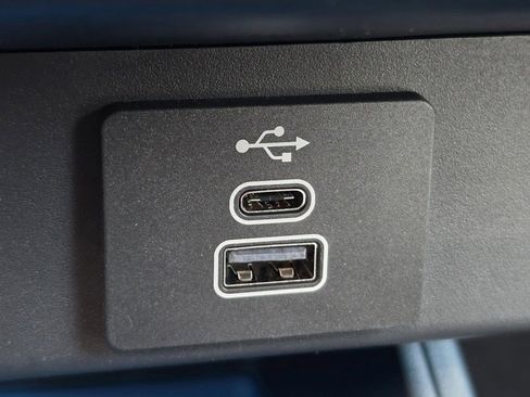 New 2026 Ford Maverick XLT w/ Equipment Group 301A image 8