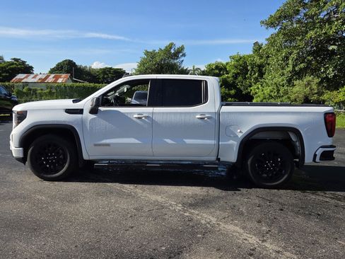 Used 2022 GMC Sierra 1500 Elevation RWD image 2
