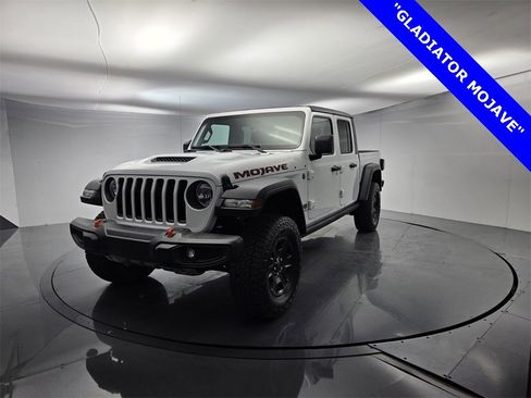 Used 2023 Jeep Gladiator Mojave w/ Trailer Tow Package image 5
