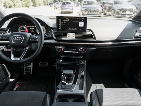 Used 2023 Audi SQ5 Premium Plus w/ Premium Plus Package AWD/4WD image 8