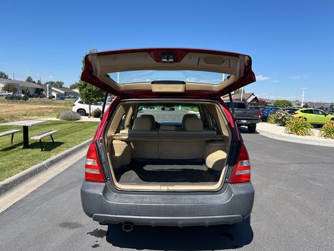 Used 2005 Subaru Forester 2.5X AWD/4WD image 6