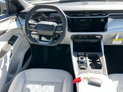 New 2026 Jeep Cherokee Overland image 17