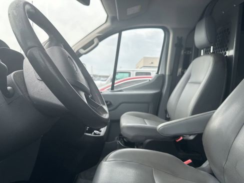 Used 2017 Ford Transit 150 130 Low Roof RWD image 29