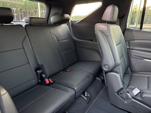 New 2026 Chevrolet Traverse LT w/ Driver Confidence Package image 13