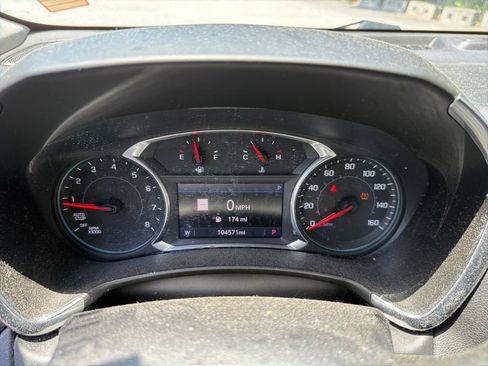 Used 2019 Chevrolet Equinox LT w/ Sun & Navigation Package FWD image 16