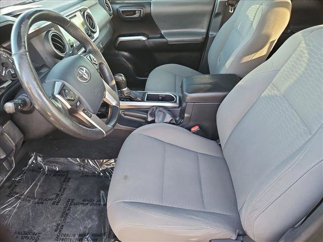 Used 2017 Toyota Tacoma SR5 w/ Tow Package RWD image 22