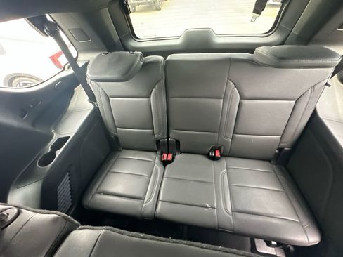 Used 2025 Chevrolet Tahoe Z71 AWD/4WD image 23
