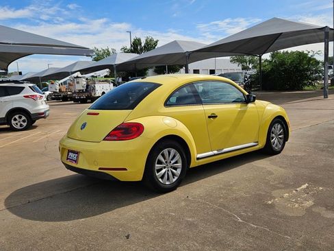 Used 2015 Volkswagen Beetle 1.8T FWD image 4