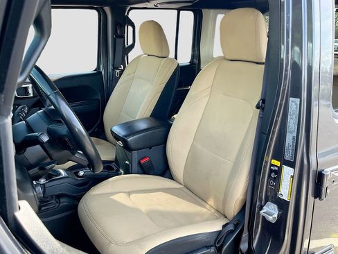 Certified 2022 Jeep Wrangler Unlimited Sport image 21