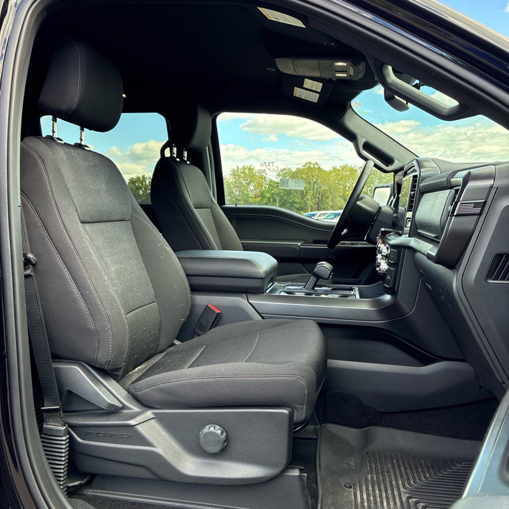 Used 2024 Ford F150 XLT w/ XLT Black Appearance Package AWD/4WD image 9