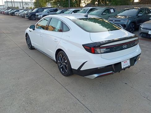 Used 2025 Hyundai Sonata SEL FWD image 8