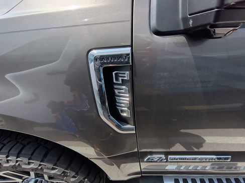 Used 2019 Ford F250 Lariat w/ Lariat Value Package AWD/4WD image 10
