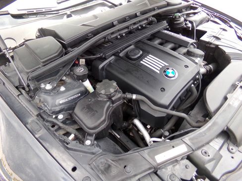 Used 2009 BMW 328i Convertible RWD image 26