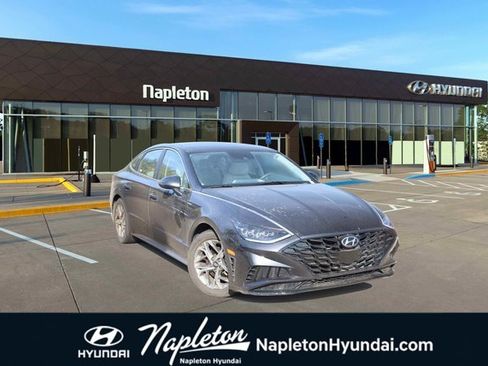 Used 2023 Hyundai Sonata SEL image 1