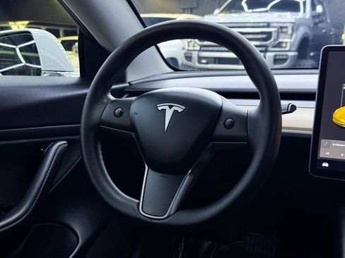 Used 2020 Tesla Model 3 Long Range image 22