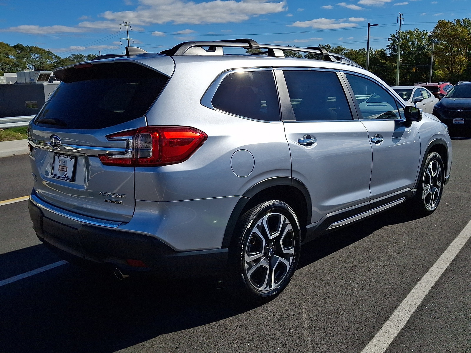 Certified 2023 Subaru Ascent Touring AWD/4WD image 6