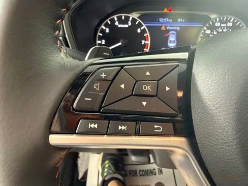 Used 2023 Nissan Altima 2.5 SR w/ SR Premium Package FWD image 31