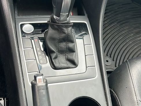 Used 2015 Volkswagen Passat 1.8T S image 36