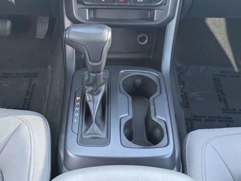 Used 2021 Chevrolet Colorado W/T w/ WT Convenience Package RWD image 19