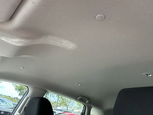 Used 2025 Honda HR-V LX image 18