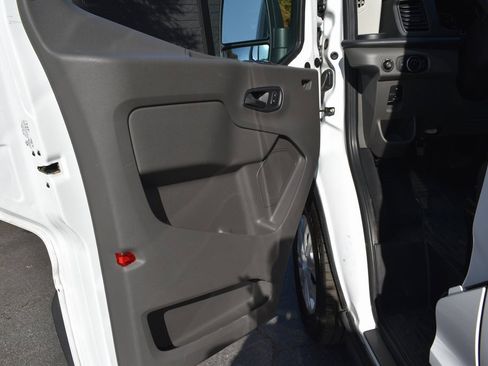 Used 2023 Ford Transit 350 XLT image 24