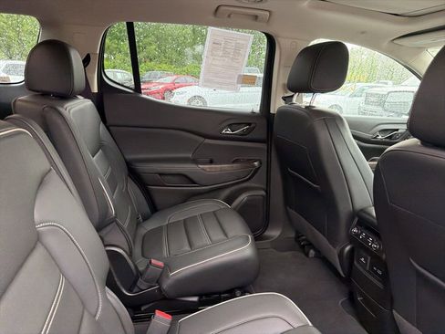 Used 2023 GMC Acadia Denali w/ Black Diamond Edition AWD/4WD image 14