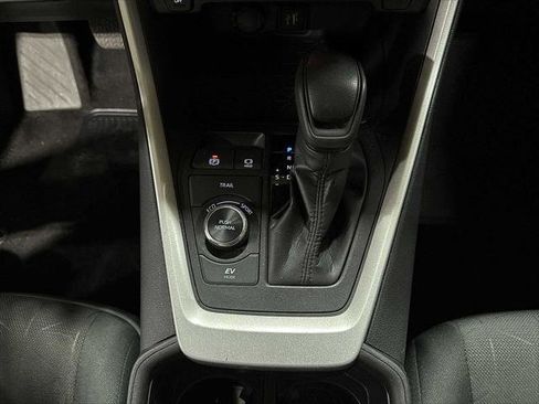 Certified 2024 Toyota RAV4 XLE image 31