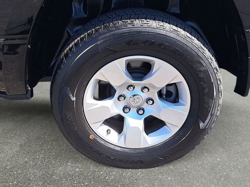 Certified 2023 RAM 1500 Big Horn AWD/4WD image 32
