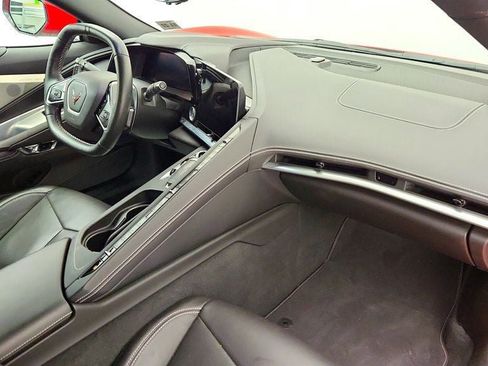 Used 2022 Chevrolet Corvette Stingray Preferred Cpe w/ Battery Protection Package RWD image 27