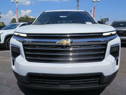 New 2026 Chevrolet Traverse LT w/ Enhanced Driving Package image 9